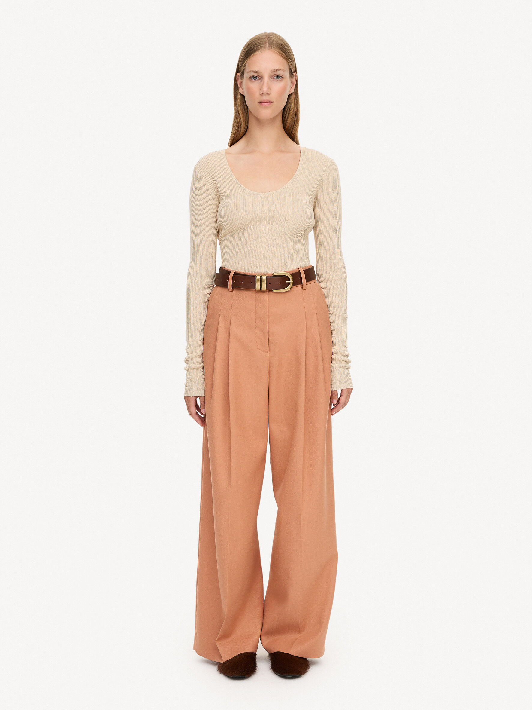 Tapered High Rise Trousers - Beige - High Waisted Trousers - Other Stories  | Women high waist pants, High waisted pants, High waisted trousers
